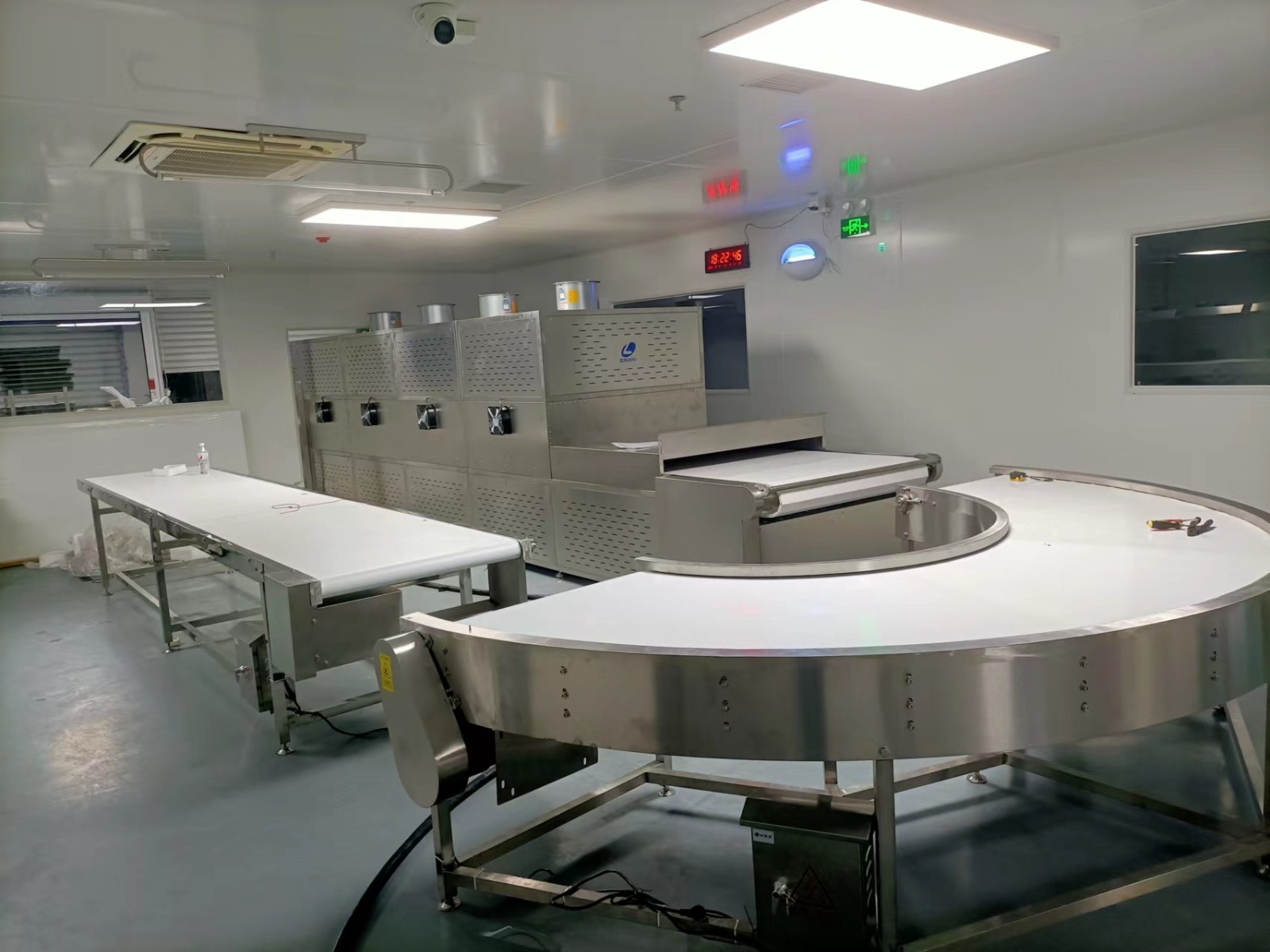 微波加熱設備的加熱原理及優勢