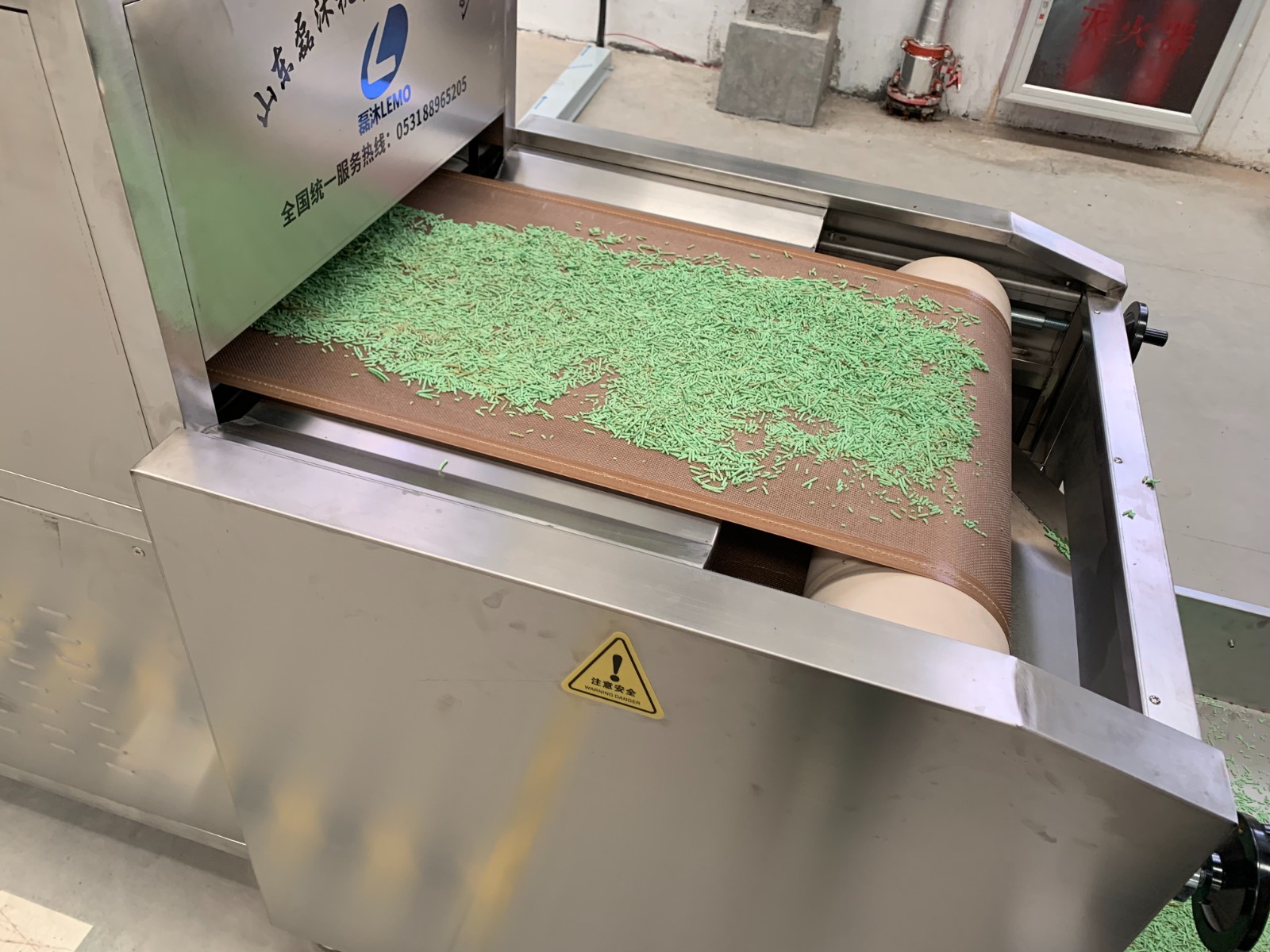 貓砂微波烘干隧道爐寵物用品微波烘干設備