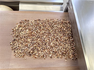 微波烤熟的核桃仁有哪些用途呢？