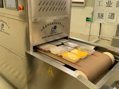 大批量盒飯加熱為什么選擇微波技術？？